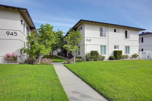 Building Photo - 941 W Huntington Dr