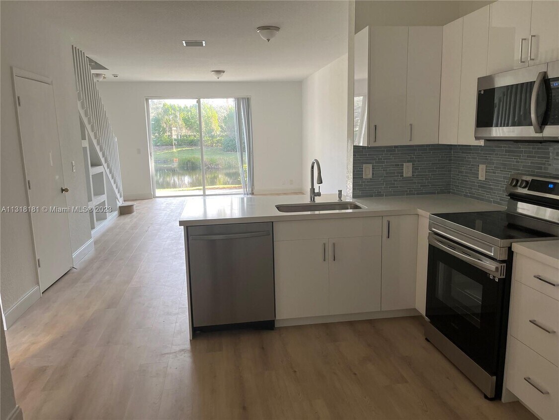 2446 Cordoba Bend Unit 2446, Weston, FL 33327 Condo for Rent in Weston, FL