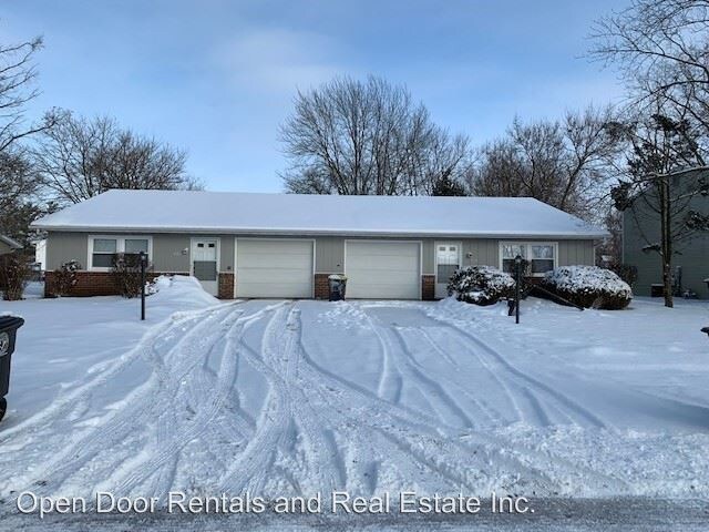 Primary Photo - 7123-7125 Selkirk Dr