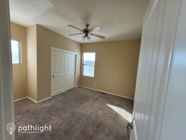 Foto del edificio - 1600 Band Saw Drive NW, Albuquerque, NM, 8...