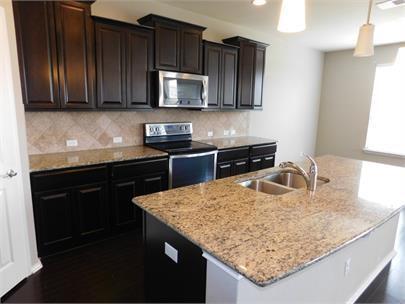 Building Photo - 16120 Hawthorne Heights Trail