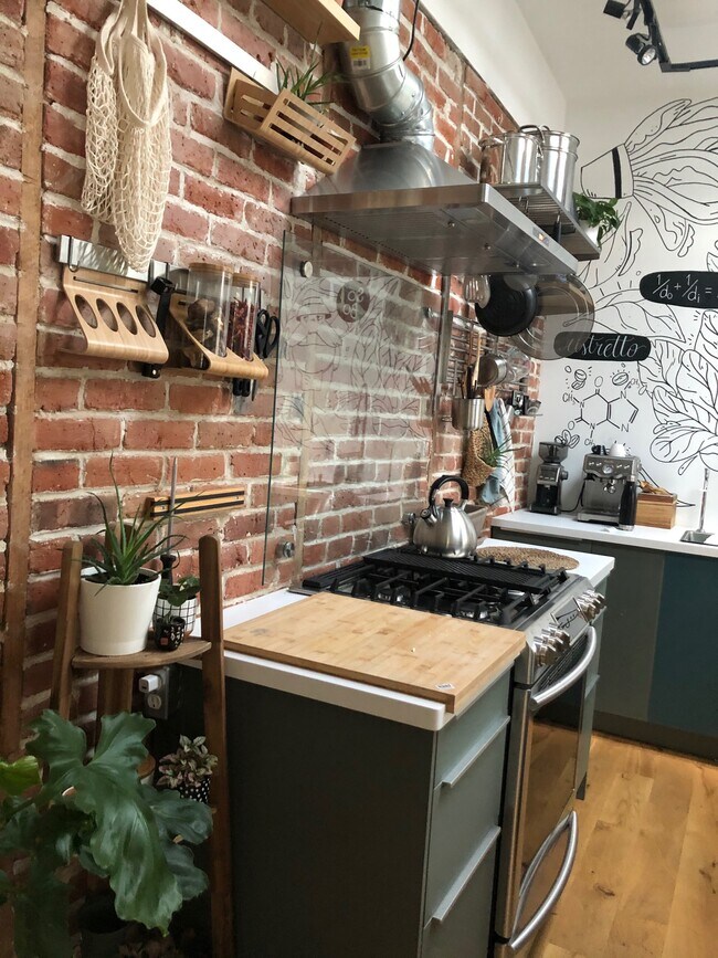 Foto del edificio - 166 S Cherokee St