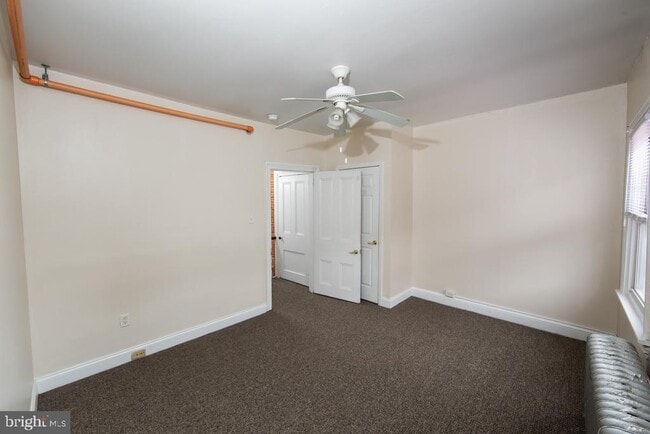 Building Photo - 202 E Gay St