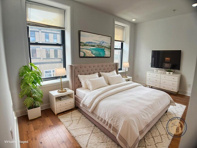 Photo - 3035 W Diamond St Apartment