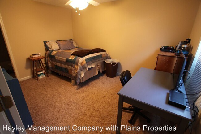 Building Photo - 3 br, 3 bath House - 678 Ethan Lane