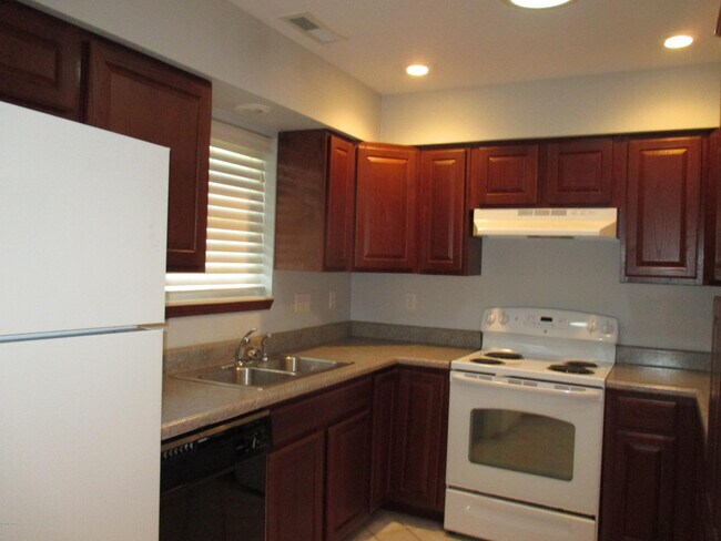 Foto del edificio - 2901 S Jackson Ave