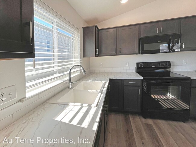 Foto del edificio - 4 br, 2 bath House - 12792 Ashfield street
