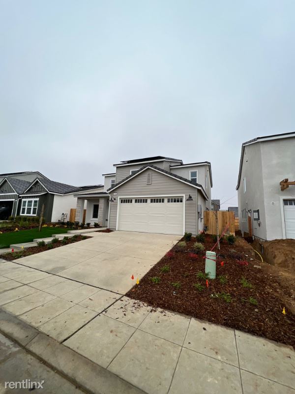 Building Photo - 5 br, 3 bath House - 735 Fir St