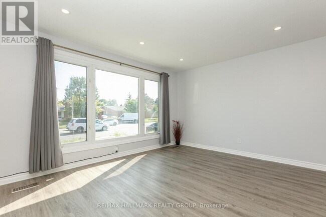 Photo du bâtiment - 1229 Maitland Ave