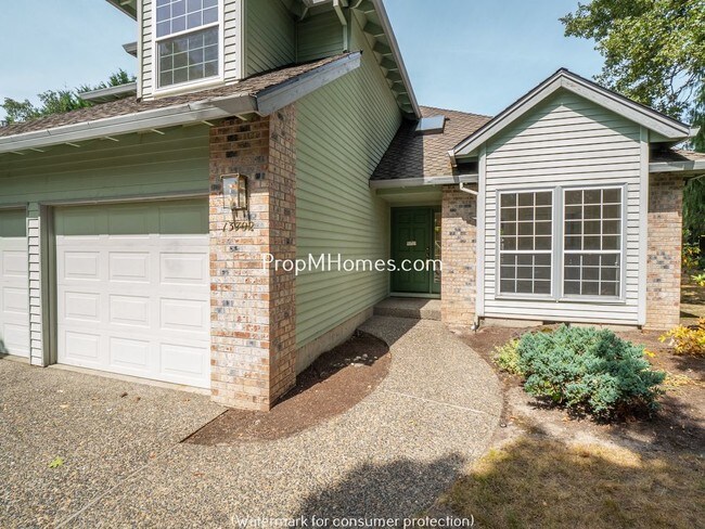 Building Photo - 13702 Regency Ct