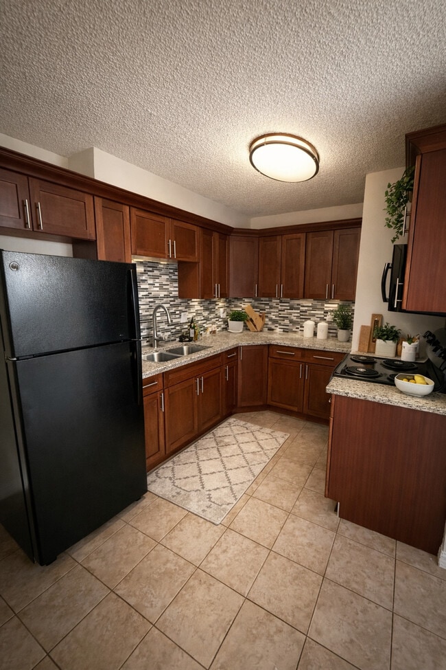 Kitchen - Winding Lane Apartments