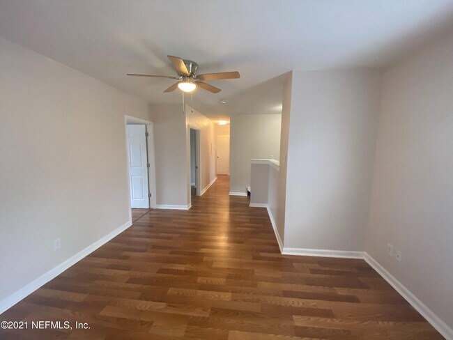 Building Photo - 2036 Walnut St