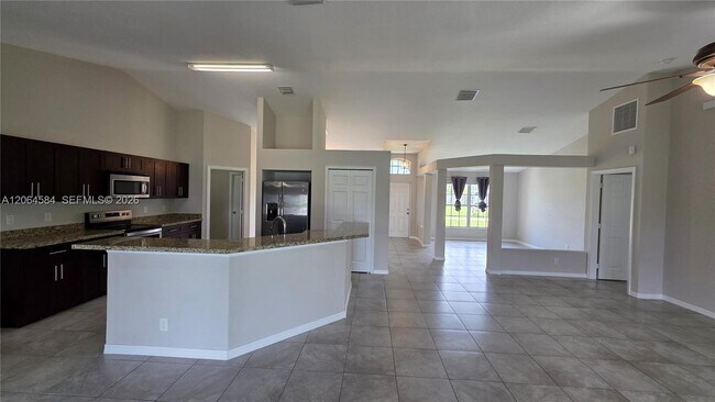 Building Photo - 151 SW S Wakefield Cir