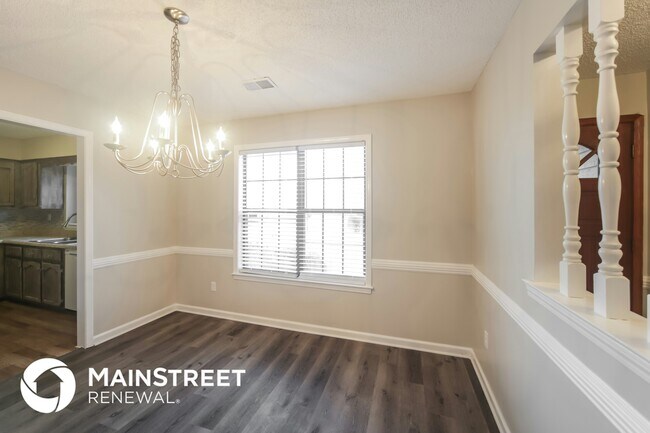 Foto del edificio - 6525 Bald Cypress Cove