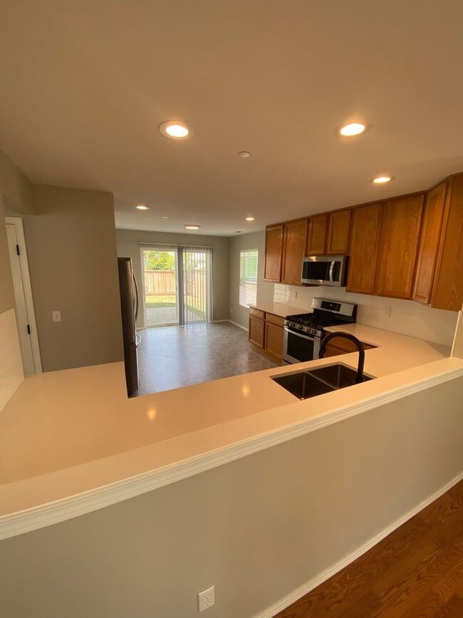 Building Photo - 1851 Johnson Avenue