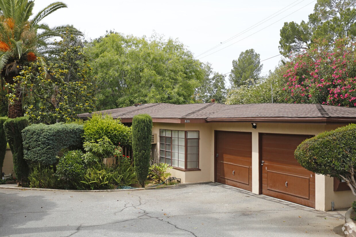 820 E Mendocino St, Altadena, CA 91001 Apartments in Altadena, CA