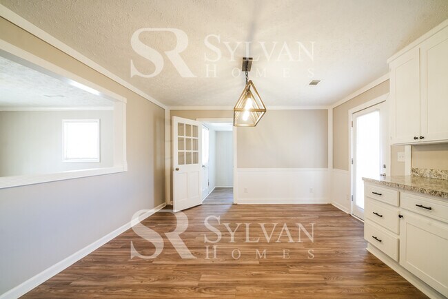 Foto del edificio - Enjoy One-Level Living