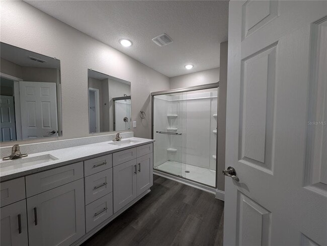 Building Photo - 195 Kroll Ln