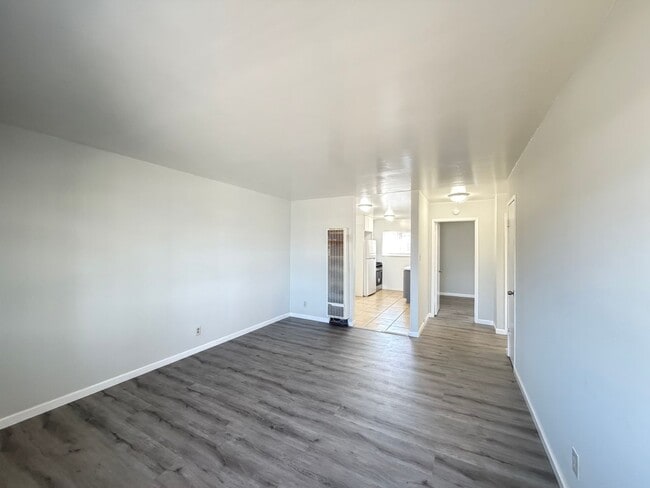Building Photo - 4100-4106 S 41st Street