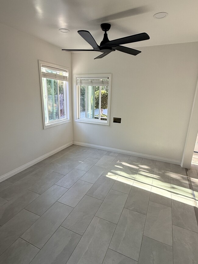 Dining Room - 4258 W 101st St