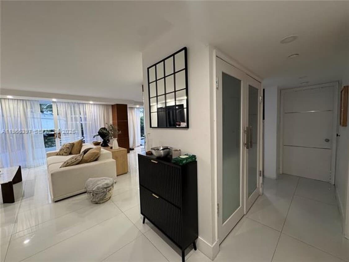 Photo - 19195 Mystic Pointe Dr unit 205 (A11966397)