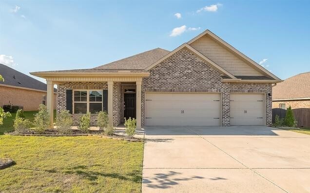 Primary Photo - 111 River Haven Dr