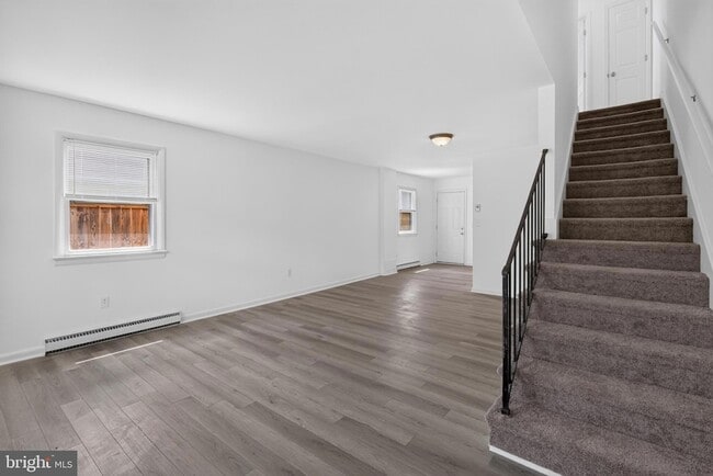 Building Photo - 351 Calvert St