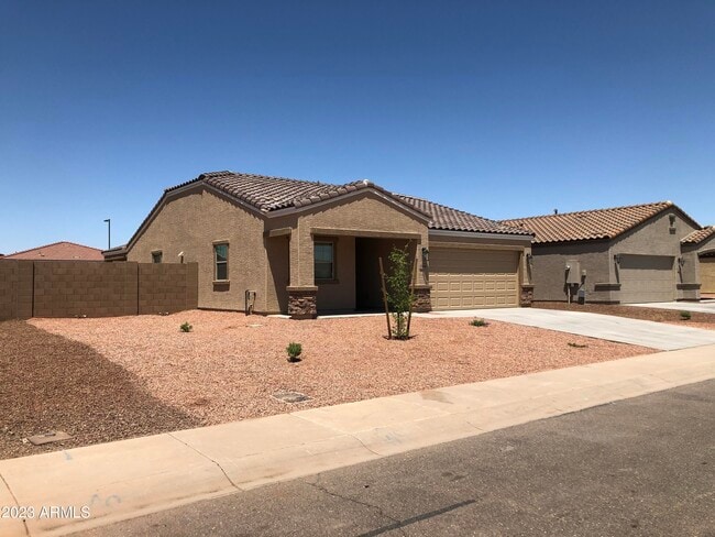 Building Photo - 25440 W Yanez Ave