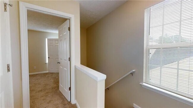 Foto del edificio - 825 Heritage Valley Rd