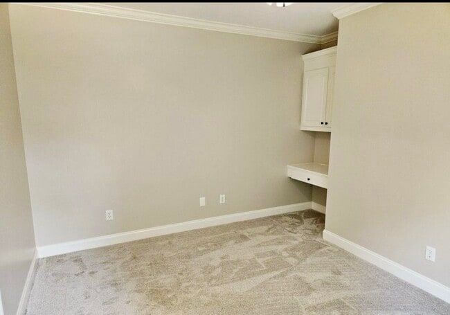Foto del edificio - 119 Hemlock Ln