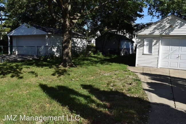 Building Photo - 3 br, 1 bath House - 14741 Lydia Ave