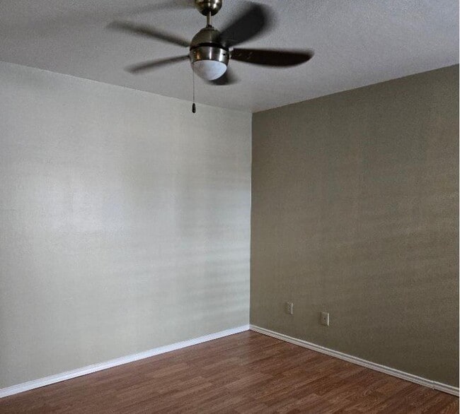 Building Photo - 12660 Ashford Point Dr