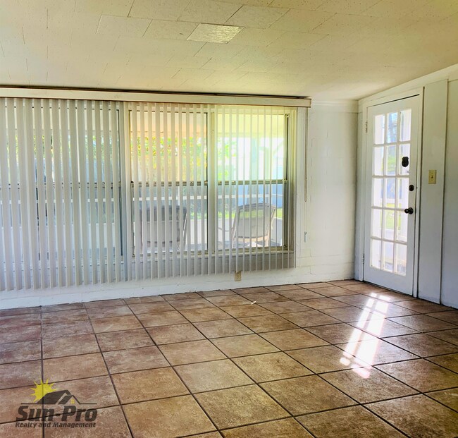 Foto del edificio - 40 Beechwood Dr