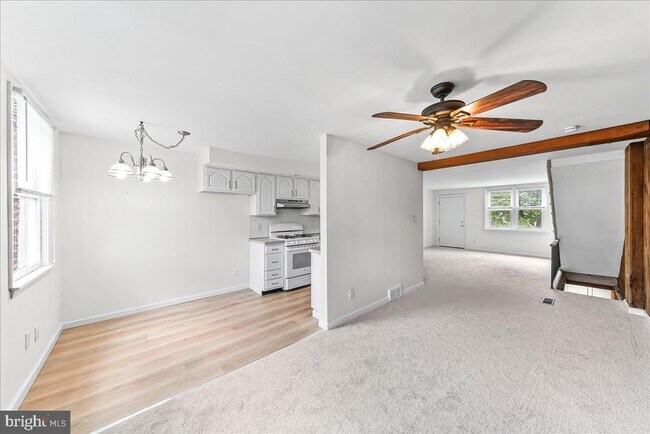 Foto del edificio - 5205 Westbrook Dr