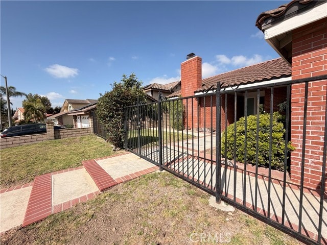 Foto del edificio - 3259 Hawkwood Rd