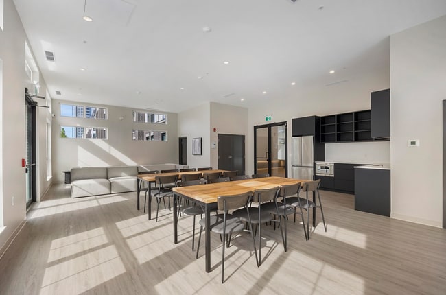 Building Photo - 20077 84 Av