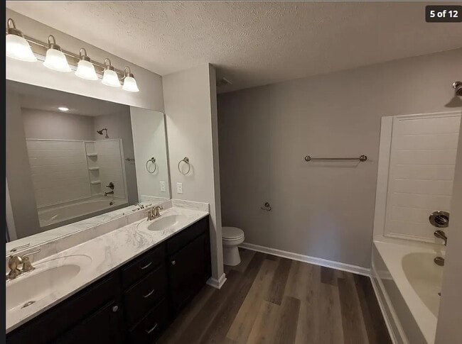Building Photo - 408 Rick McCormick Dr