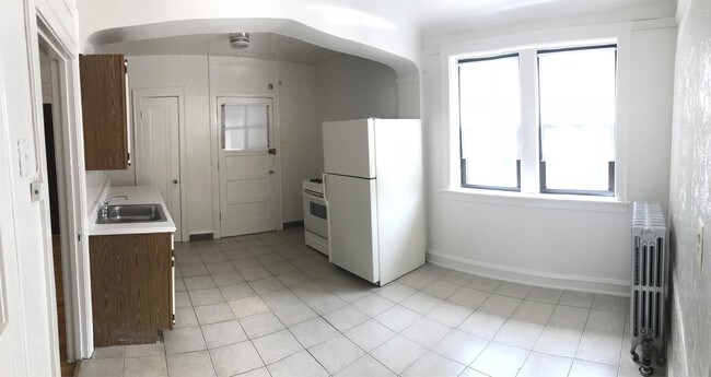 Foto del edificio - 8300 S Justine St