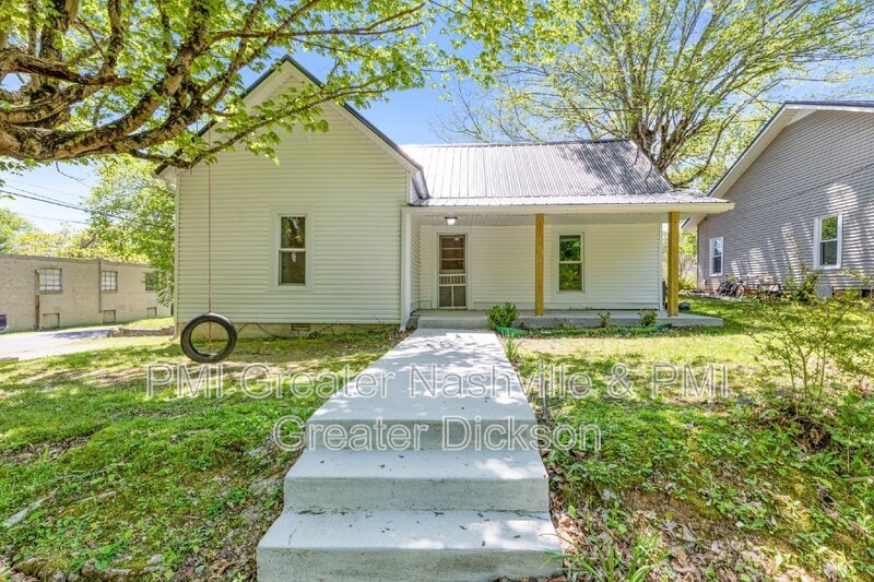 300 W Railroad St, Dickson, TN 37055 House Rental in Dickson, TN