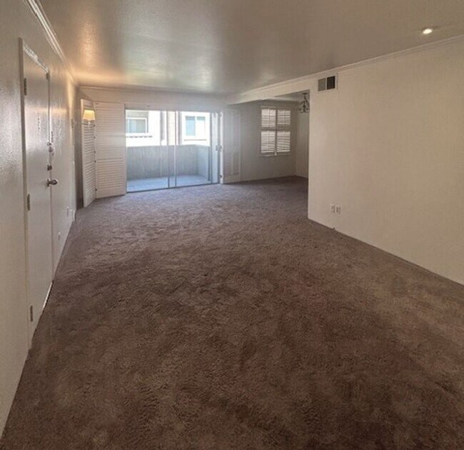 Building Photo - 2 Bedroom Condo Near University of Utah