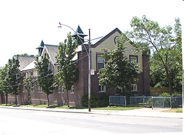 Primary Photo - Coxwell Stables