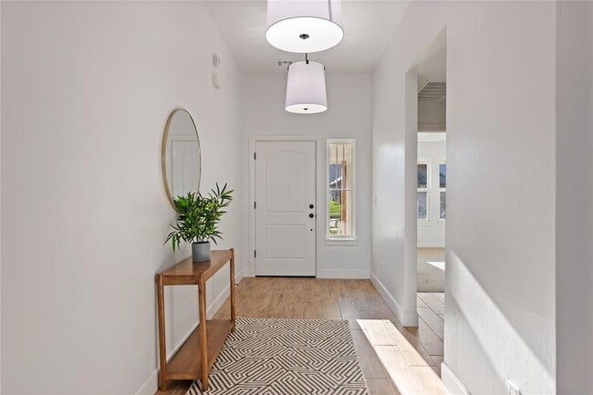 Building Photo - Brand New Home