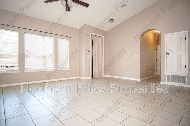 Foto del edificio - 13151 Freshford