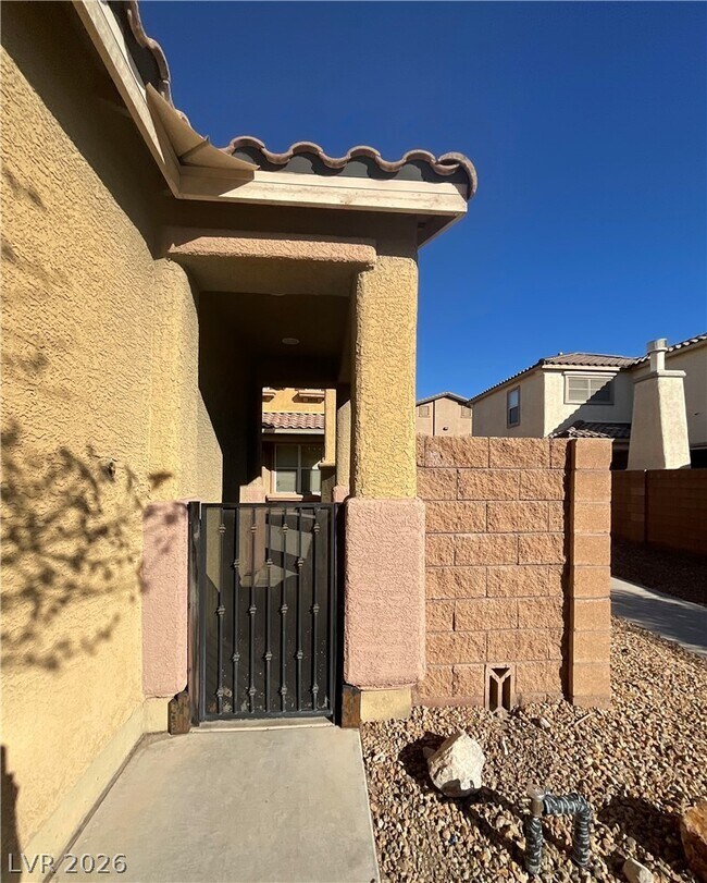 Foto del edificio - 8996 Partridge Hill St