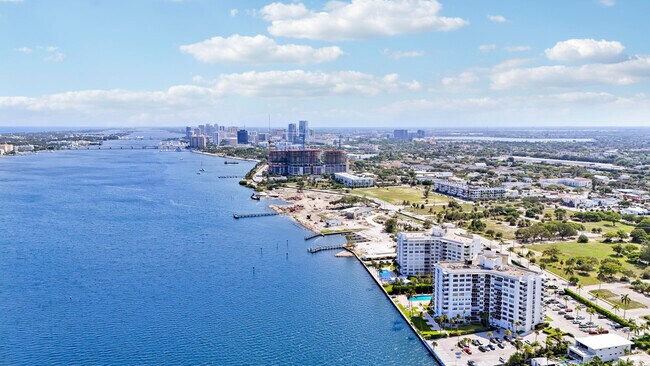 Foto del edificio - 2800 N Flagler Dr