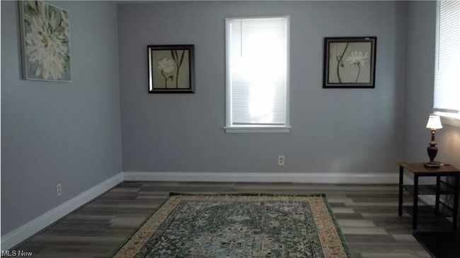 Building Photo - 1033 Beardsley St