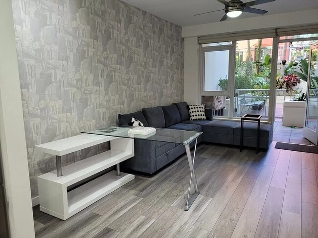 Foto del edificio - 1431 Pacific Hwy