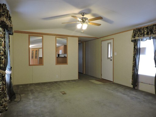 Building Photo - 354 Deck Valley Rd