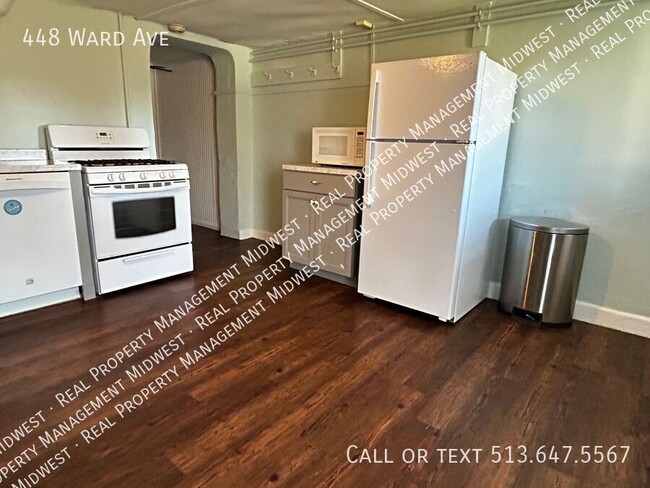 Foto del edificio - 448 Ward Ave
