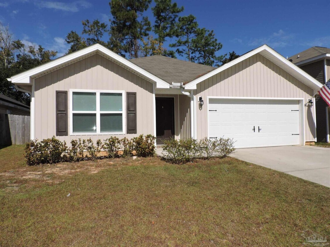 5780 Blackhorse Cir, Pensacola, FL 32526 House Rental in Pensacola
